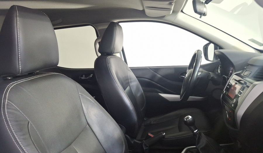 Nissan Np300 2.5 PLATINUM LE AC Pickup 2020