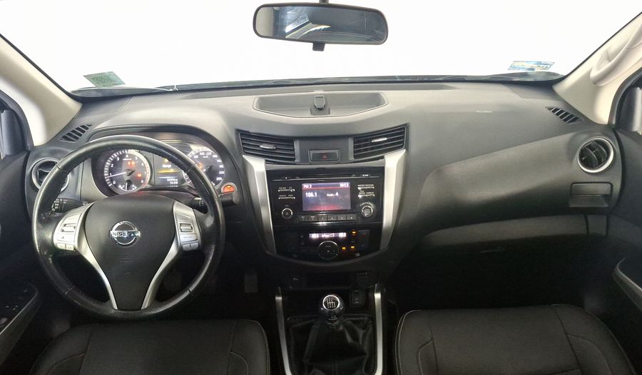 Nissan Np300 2.5 PLATINUM LE AC Pickup 2020