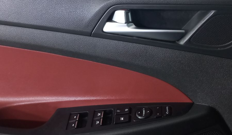 Hyundai Tucson 2.4 LIMITED TECH AUTO Suv 2021