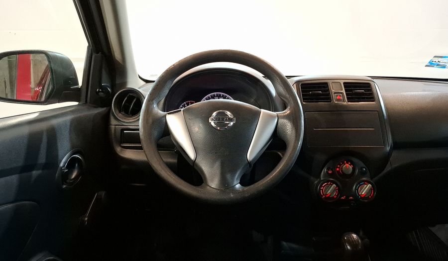 Nissan Versa 1.6 DRIVE Sedan 2019