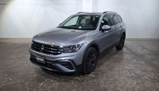 Volkswagen • Tiguan