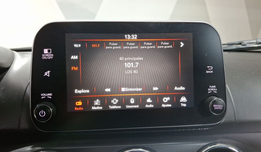 Fiat Argo 1.3 TREKKING Hatchback 2021