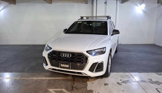 Audi • Q5
