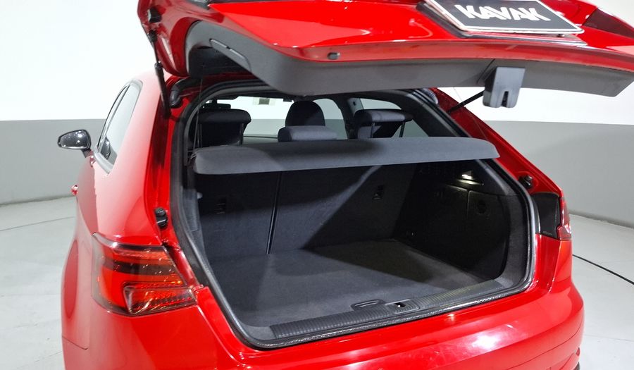 Audi A3 1.4 DYNAMIC Hatchback 2018