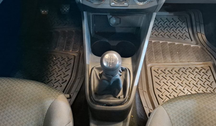 Volkswagen Saveiro 1.6 ROBUST CABINA SENCILLA Pickup 2022