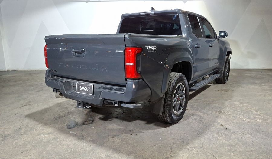 Toyota Tacoma 2.4 TRD SPORT AUTO 4WD Pickup 2024