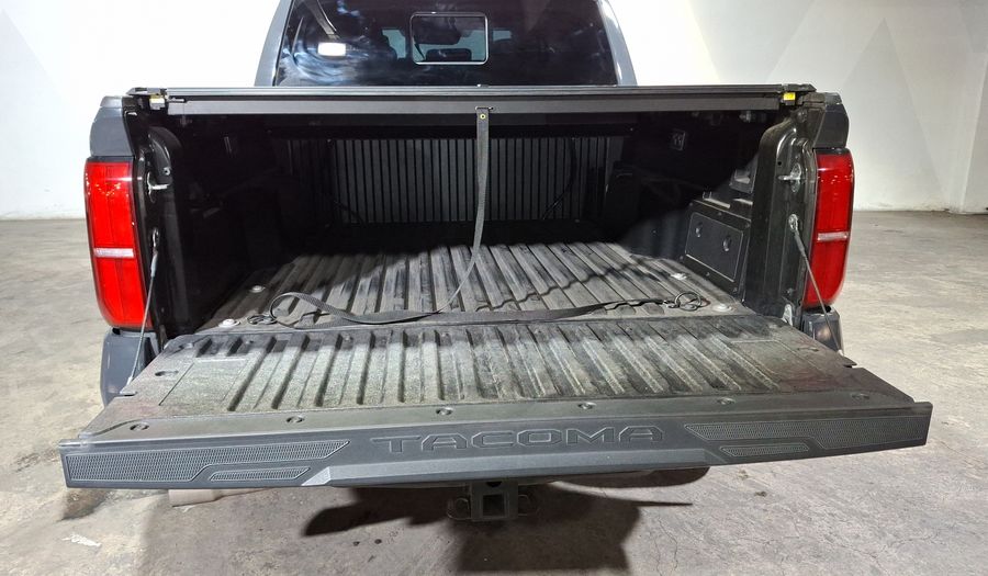 Toyota Tacoma 2.4 TRD SPORT AUTO 4WD Pickup 2024