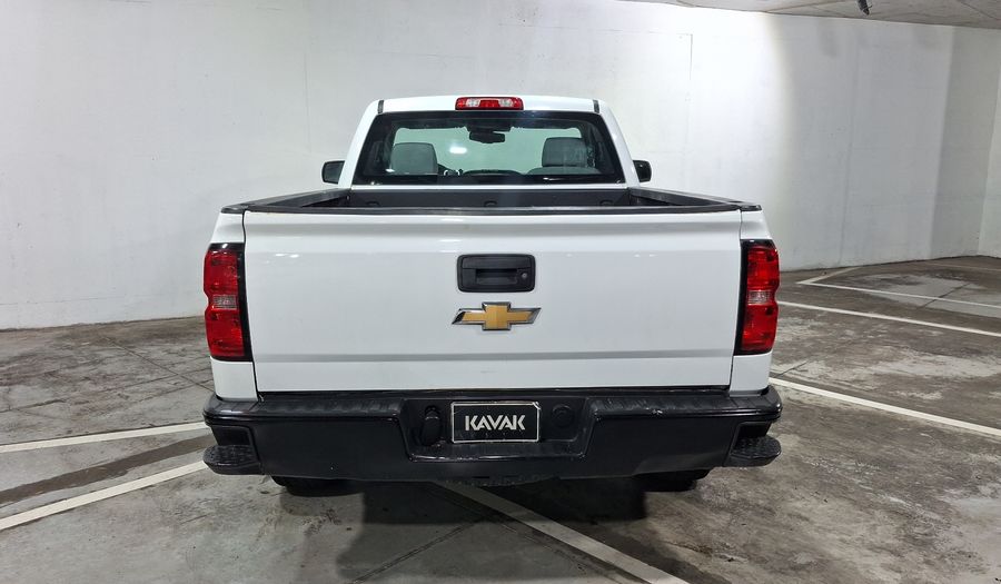 Chevrolet Silverado 1500 4.3 CAB REG F V6 AT Pickup 2017