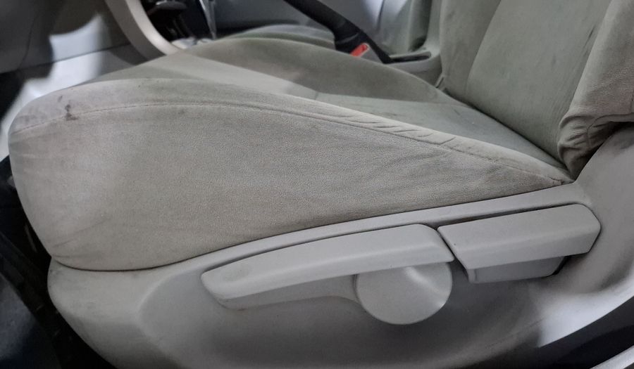 Toyota Corolla 1.8 XLE AT Sedan 2013