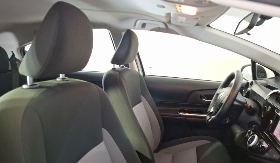 Toyota Prius C 1.5 HYBRID AUTO Hatchback 2019