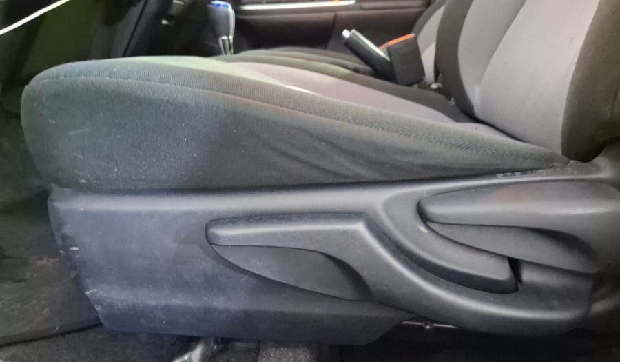 Toyota Prius C 1.5 HYBRID AUTO Hatchback 2019