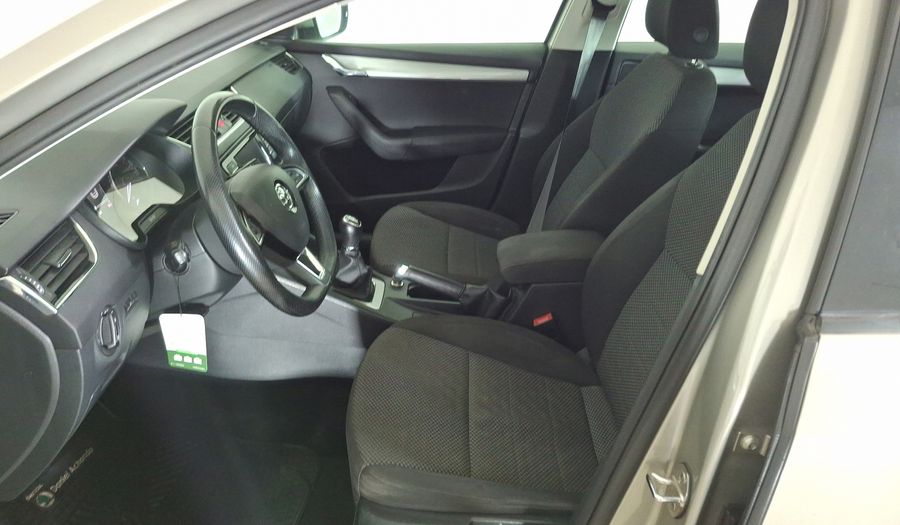 Skoda Octavia 1.4 TSI AMBIENTE Sedan 2018