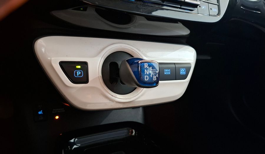 Toyota Prius 1.8 CVT Hatchback 2017