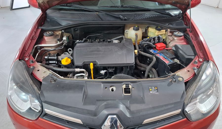 Renault Clio 1.1 DYNAMIQUE Hatchback 2016