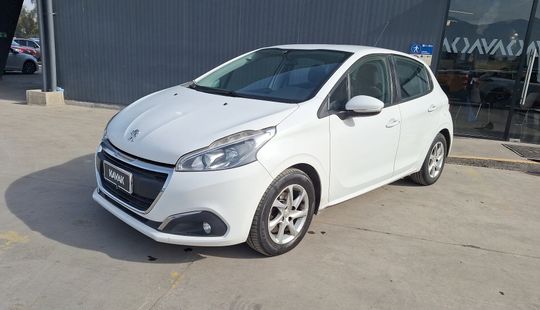 Peugeot • 208