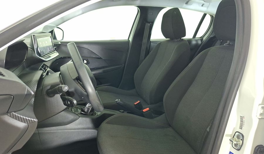 Peugeot 208 1.2 PURETECH 75 HP STYLE Hatchback 2023