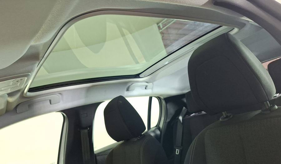 Peugeot 208 1.2 PURETECH 75 HP STYLE Hatchback 2023