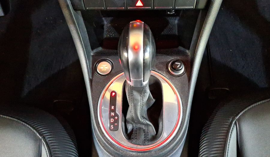 Volkswagen Beetle 2.5 SPORT TIPTRONIC Hatchback 2015