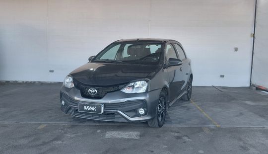 Toyota • Etios