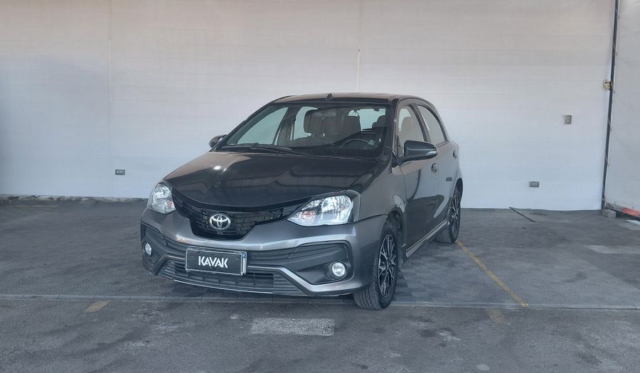 Toyota Etios XLS