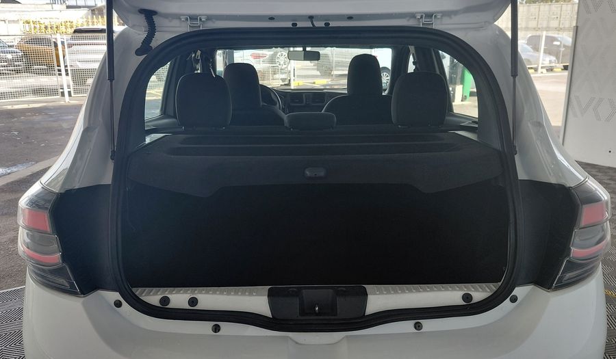 Renault Sandero 1.6 LIFE Hatchback 2023