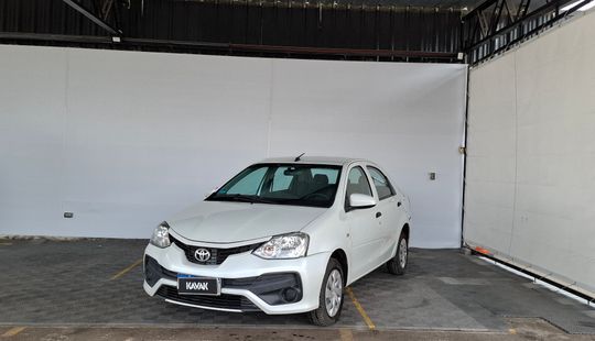 Toyota • Etios