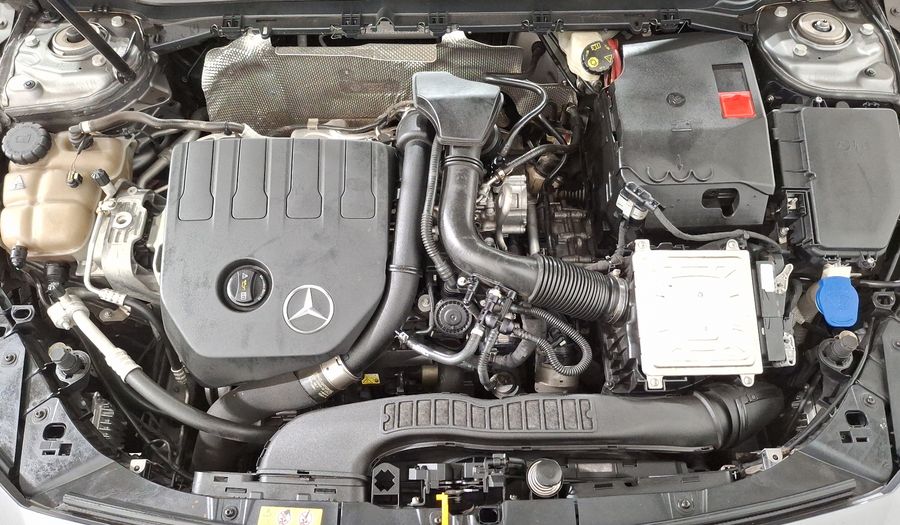 Mercedes Benz Clase A 1.3 200 SPORT DCT Hatchback 2019