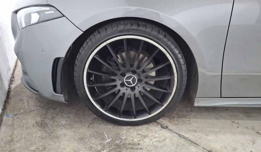 Mercedes Benz Clase A 1.3 200 SPORT DCT Hatchback 2019