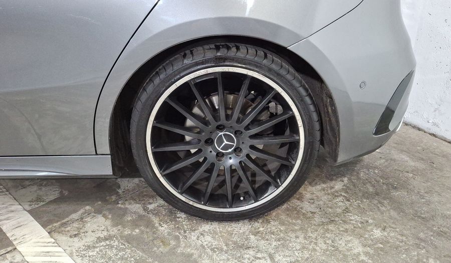 Mercedes Benz Clase A 1.3 200 SPORT DCT Hatchback 2019