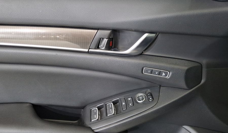 Honda Accord 2.0 TOURING AUTO Sedan 2020