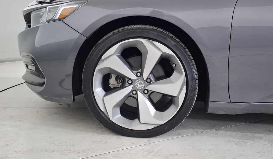 Honda Accord 2.0 TOURING AUTO Sedan 2020