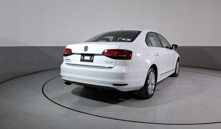 Volkswagen Jetta 2.5 COMFORTLINE TIP. BOLSAS AIRE DEL. Sedan 2018