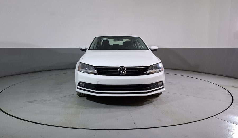 Volkswagen Jetta 2.5 COMFORTLINE TIP. BOLSAS AIRE DEL. Sedan 2018