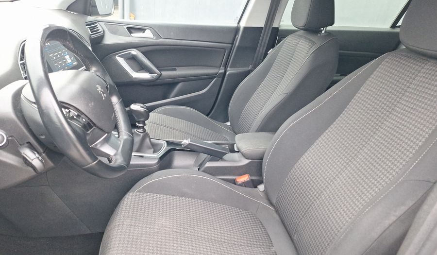 Peugeot 308 1.2 PURETECH 130 HP ACTIVE PACK Hatchback 2021