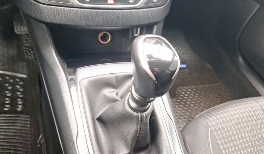 Peugeot 308 1.2 PURETECH 130 HP ACTIVE PACK Hatchback 2021