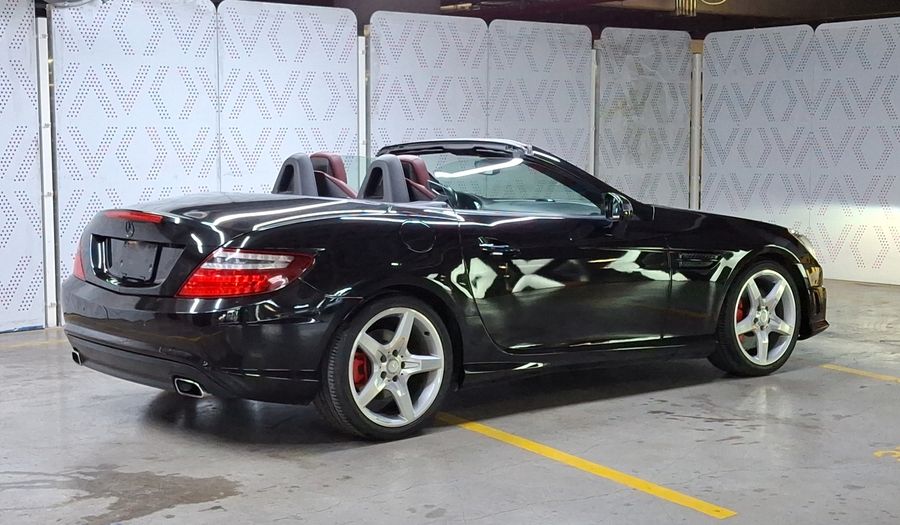 Mercedes Benz Clase Slk 1.8 SLK 200 CGI AT Convertible 2013