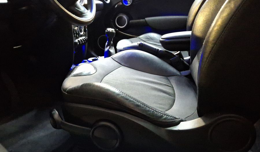 Mini Cooper 1.6 COOPER CHILI Hatchback 2013