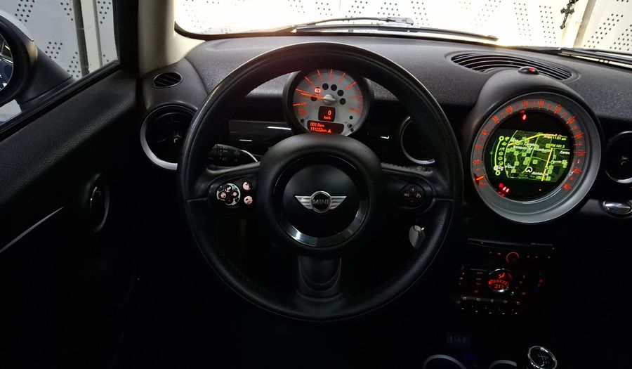 Mini Cooper 1.6 COOPER CHILI Hatchback 2013