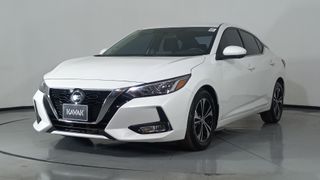 Nissan • Sentra