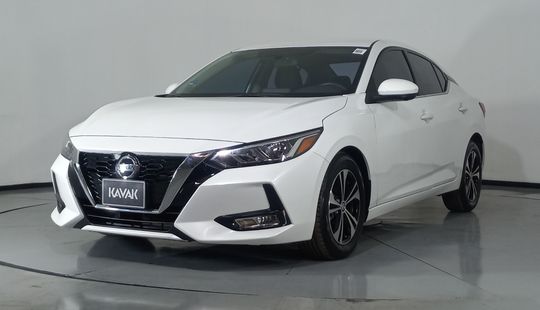 Nissan • Sentra
