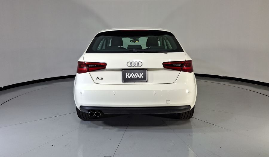 Audi A3 1.4 TFSI AMBIENTE MT Hatchback 2015