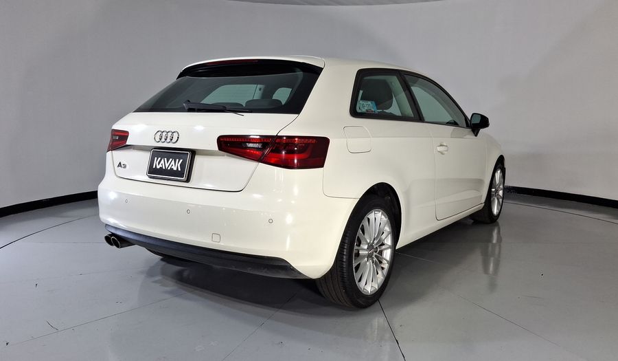Audi A3 1.4 TFSI AMBIENTE MT Hatchback 2015