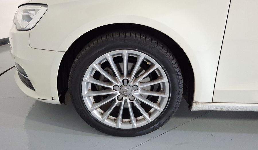 Audi A3 1.4 TFSI AMBIENTE MT Hatchback 2015