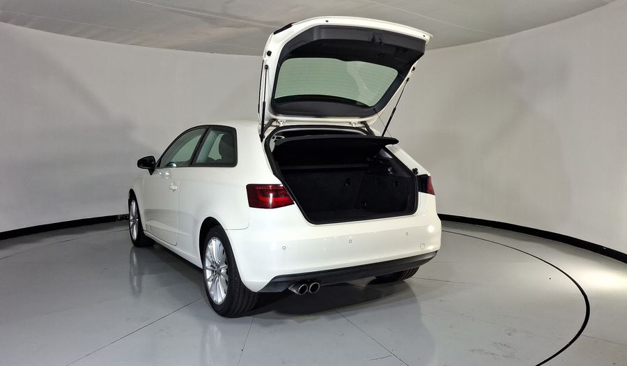 Audi A3 1.4 TFSI AMBIENTE MT Hatchback 2015