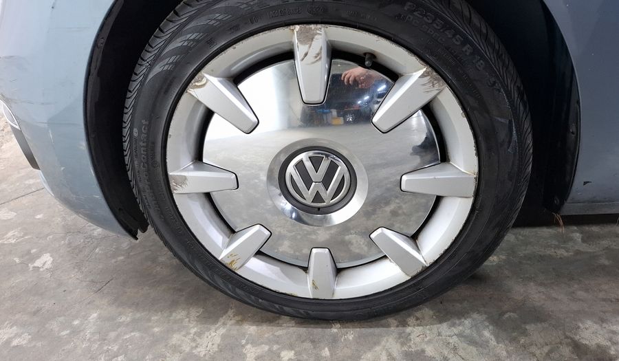 Volkswagen Beetle 2.5 DENIM TIPTRONIC Hatchback 2017