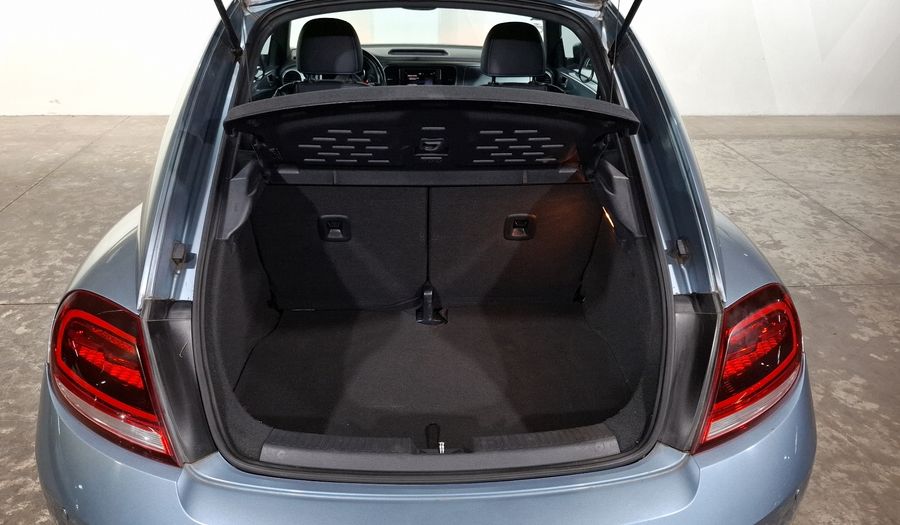 Volkswagen Beetle 2.5 DENIM TIPTRONIC Hatchback 2017