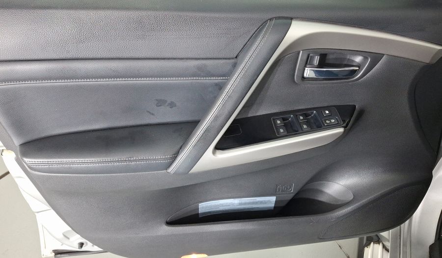 Mitsubishi Montero 3.0 SE AUTO 4WD Suv 2020