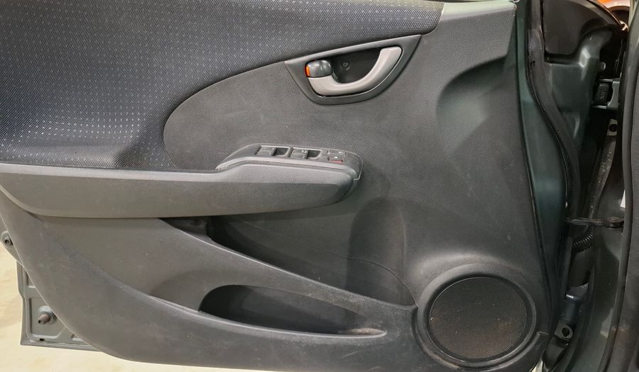 Honda Fit 1.3 LX-L MT Hatchback 2012