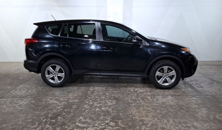 Toyota Rav4 2.5 XLE AWD AT Suv 2015