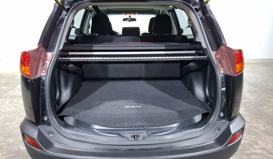 Toyota Rav4 2.5 XLE AWD AT Suv 2015